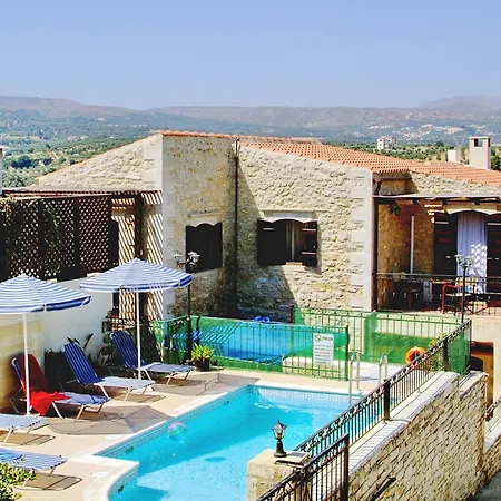 With 3 In Rethymno, Creta, With Private Pool, Furnished Te